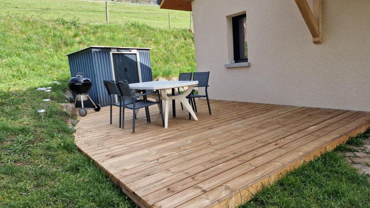 Appartement Rez De Jardin Saint-Martin-dʼUriage Esterno foto